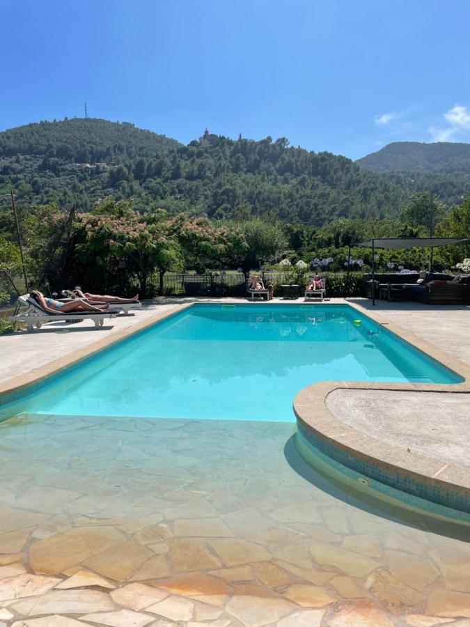 Bed and Breakfast Le Bourguet Solliès-Pont Exterior foto