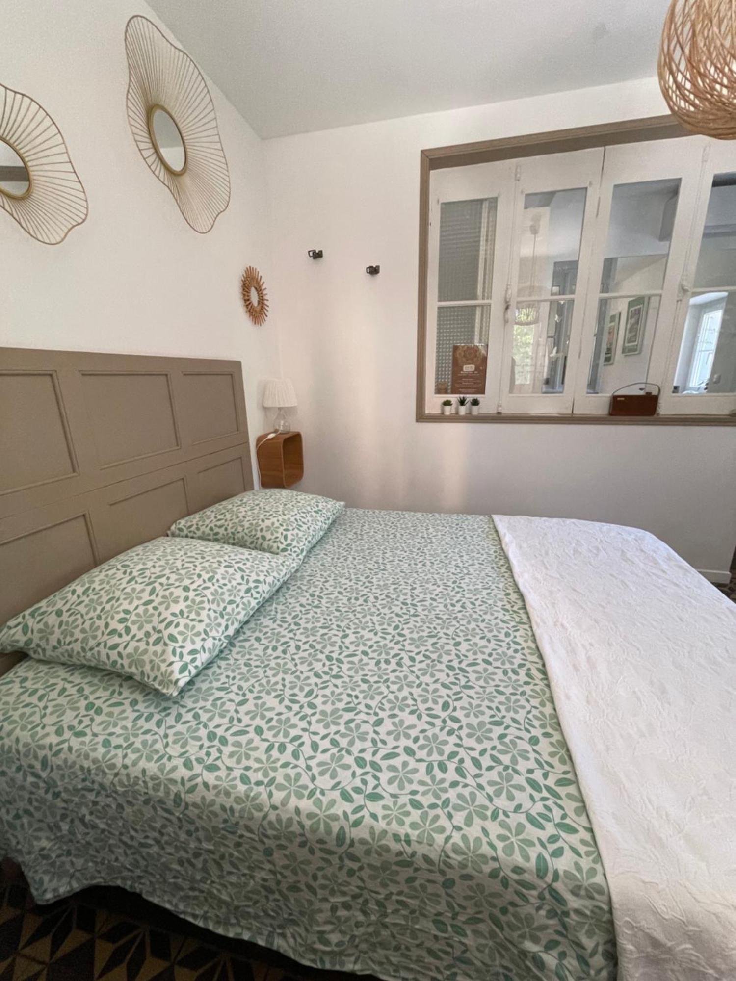 Bed and Breakfast Le Bourguet Solliès-Pont Exterior foto